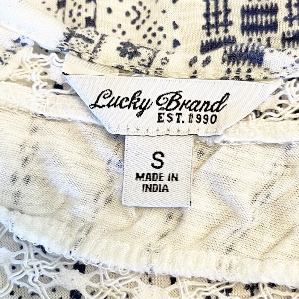 Lucky Brand Cold Shoulder Top. Blu/Wht. Size Small - Picture 7 of 7